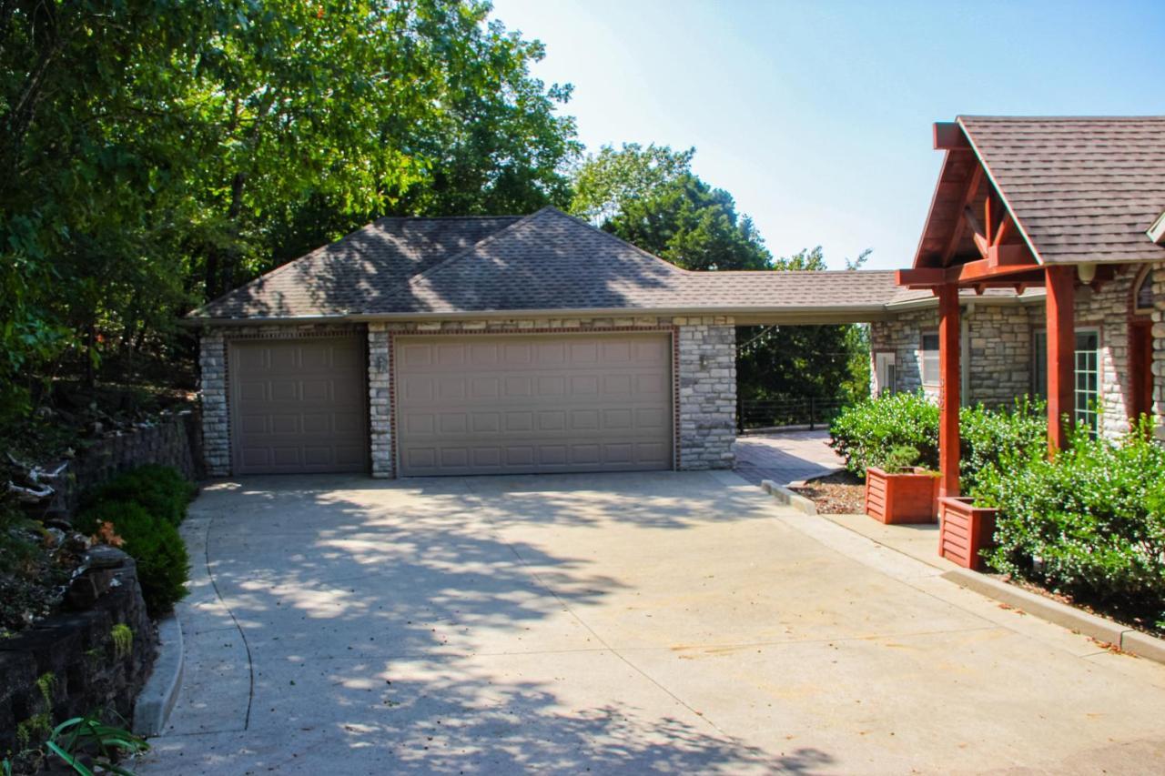 Treetop View Sanctuary Branson Exterior photo